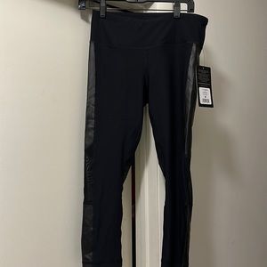 90 degree by Reflex cropped leggings